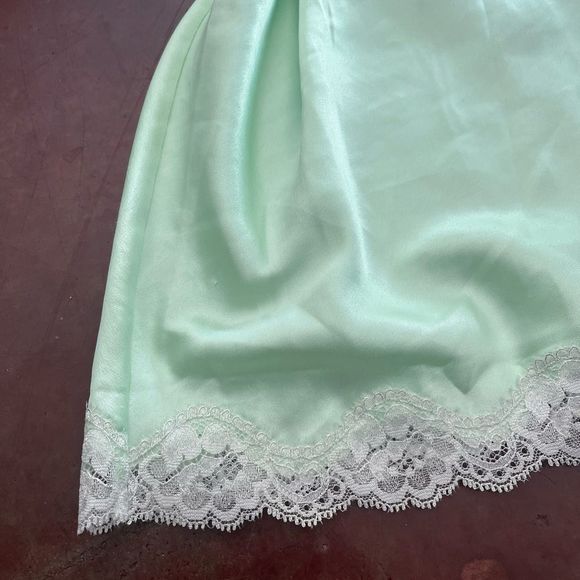 Vintage Victoria’s Secret Satin Slip Dress w Lace Detailing, Small, Pastel Green - Picture 2 of 7